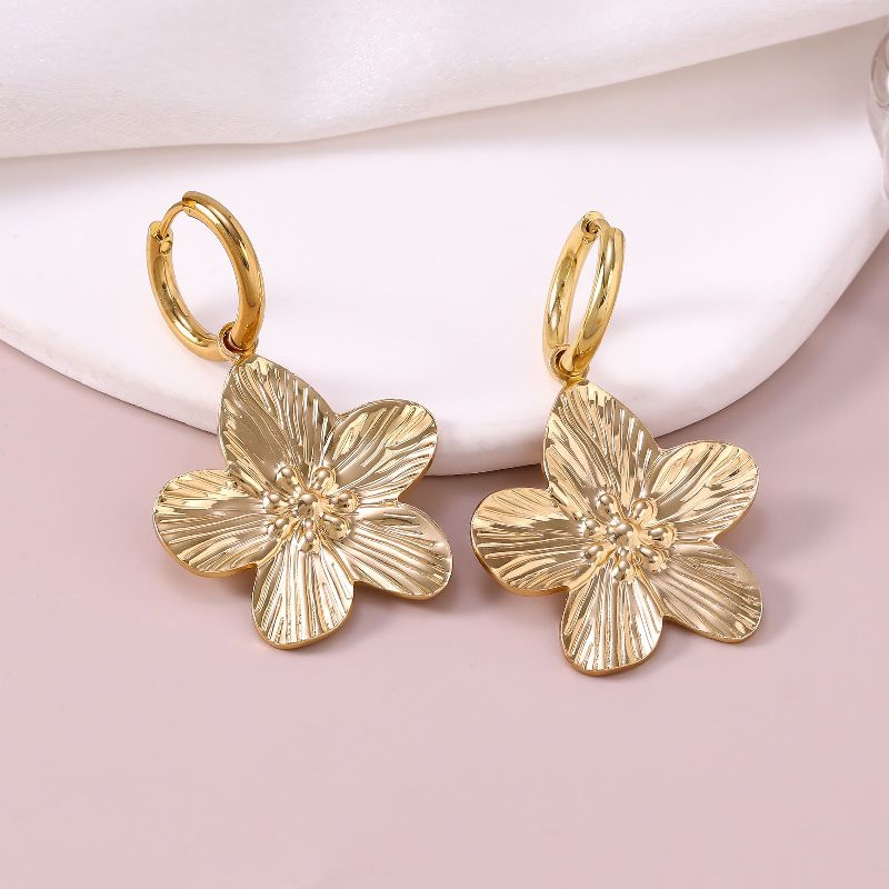 arracadas flor dorado