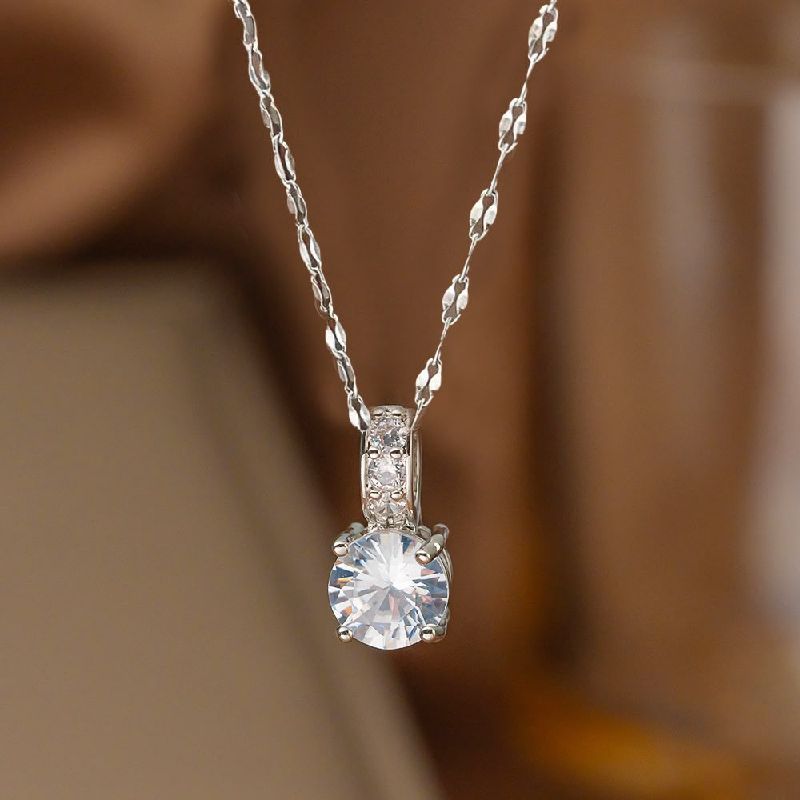 collar brillo plateado con zirconias
