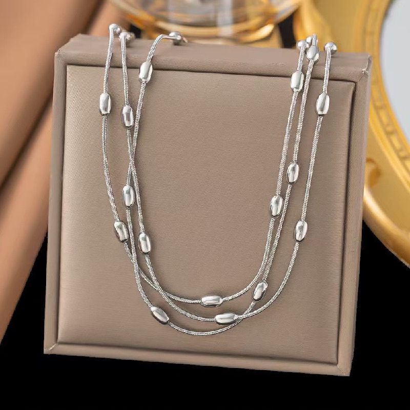 collar triple plateado