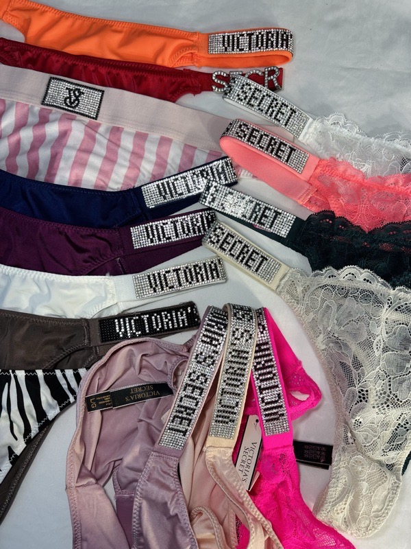 tanga/ bikinis
