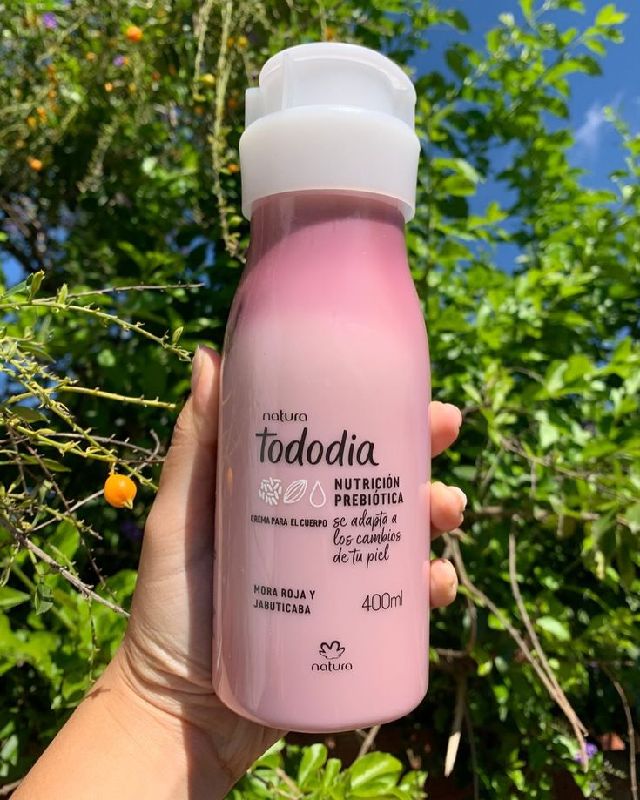 Crema corporal mora roja y jabuticaba