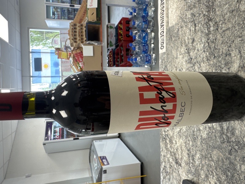 Vino tinto dimela vonaytal malbec