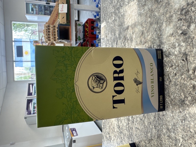 Vino blanco toro tetra