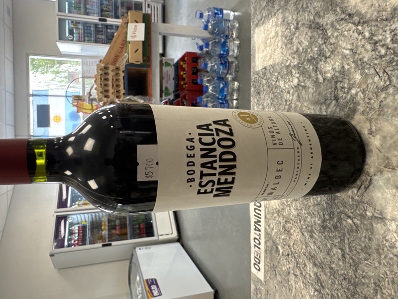 Vino tinto Estancia mendoza malbec