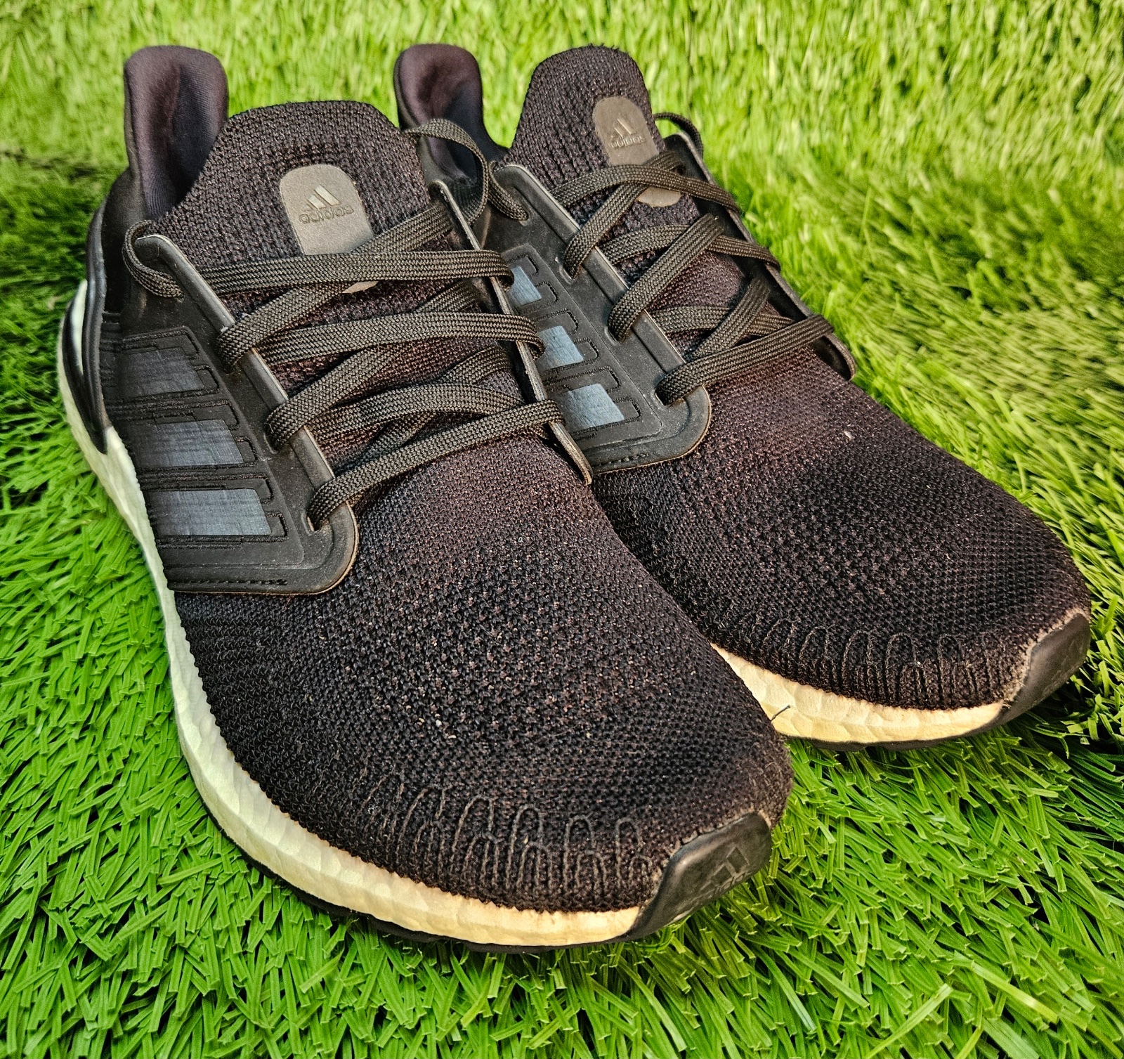 Adidas Ultraboost 20 negro/gris