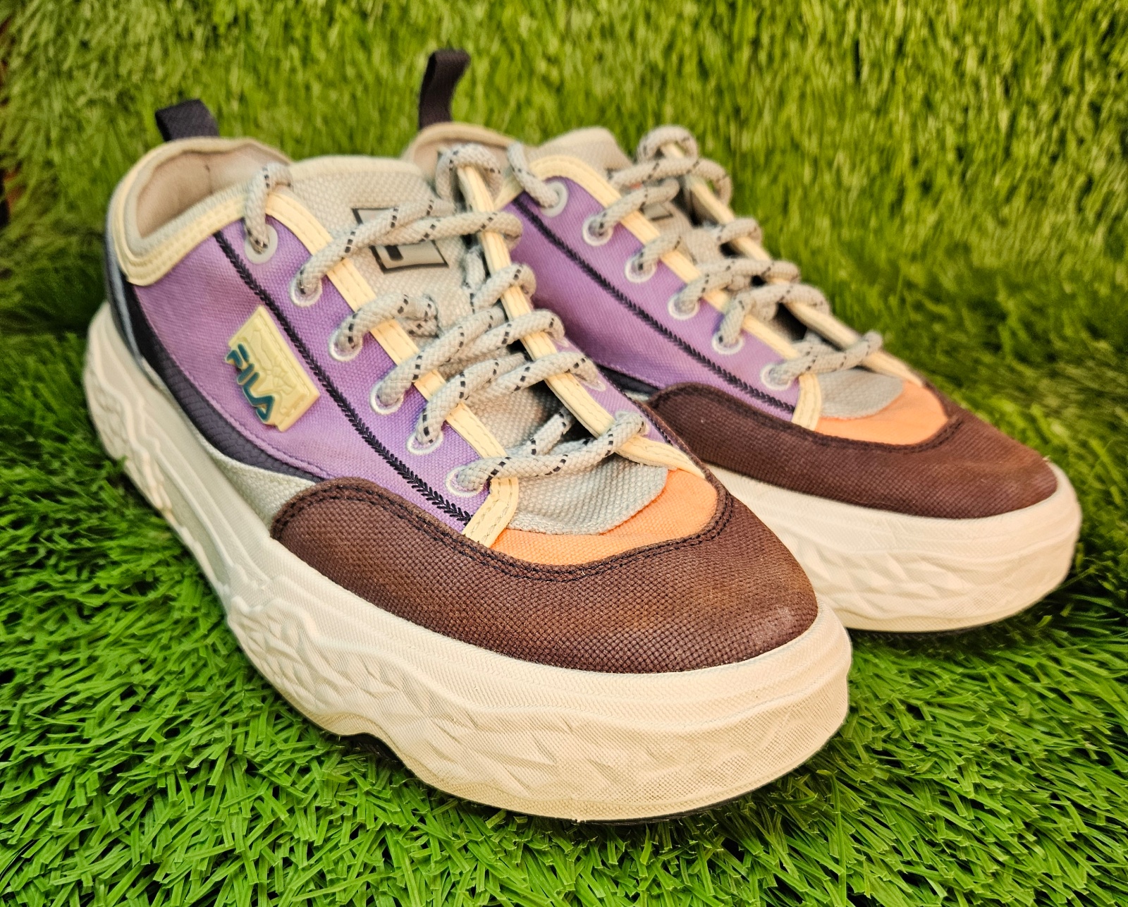 FILA Chunky F12M421301FNG morado/café/naranja/gris