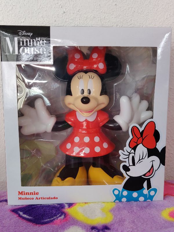 MINNIE & MICKEY MOUSE