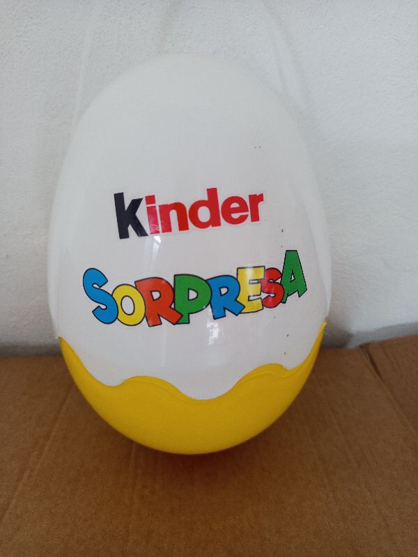DULCERO HUEVO KINDER