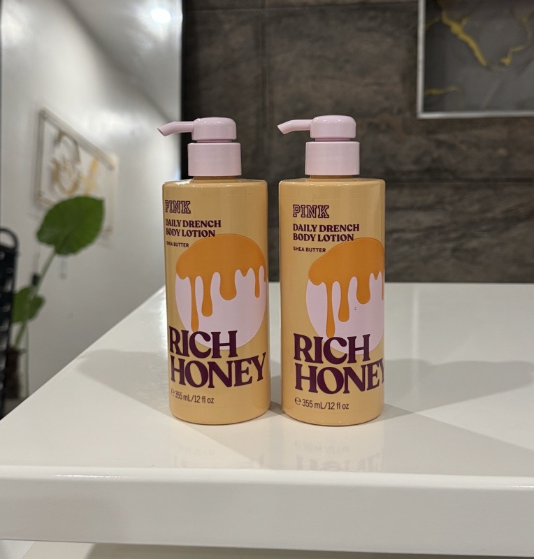 Crema Corporal VS Pink, Miel