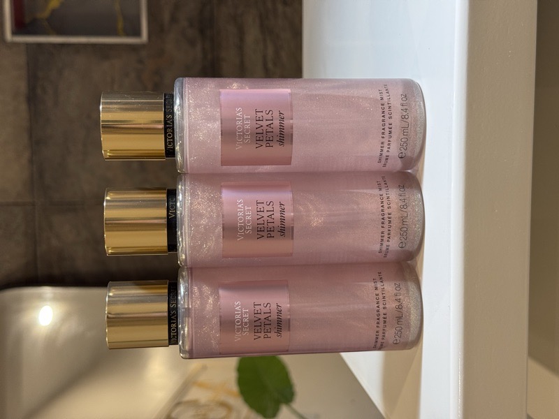 VELVET PETALS SHIMMER