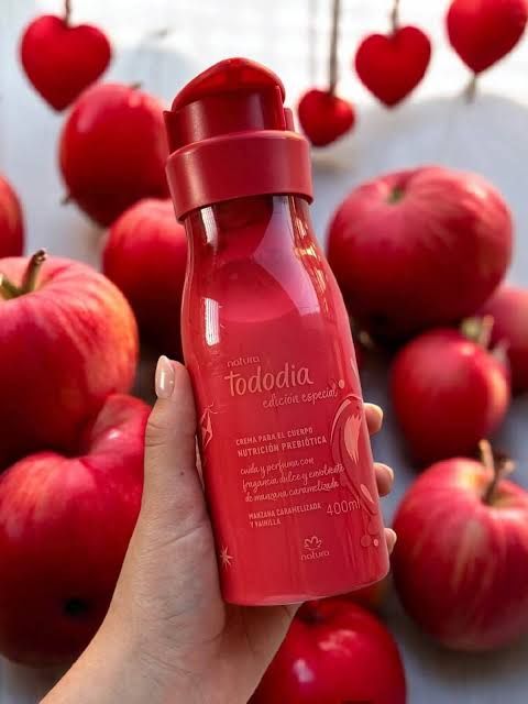 CREMA CORPORAL DE MANZANA CARAMELIZADA Y VAINILLA