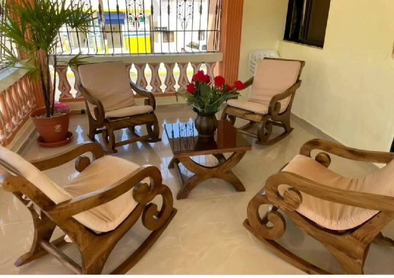 Mesedoras colonial