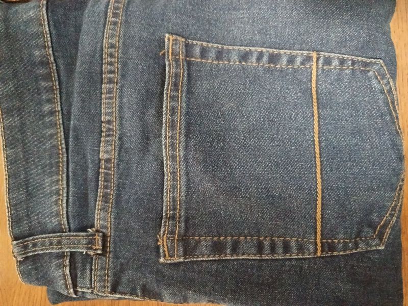pantalón izod