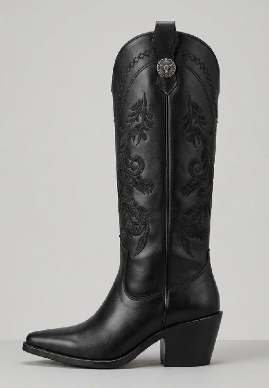1033 negro