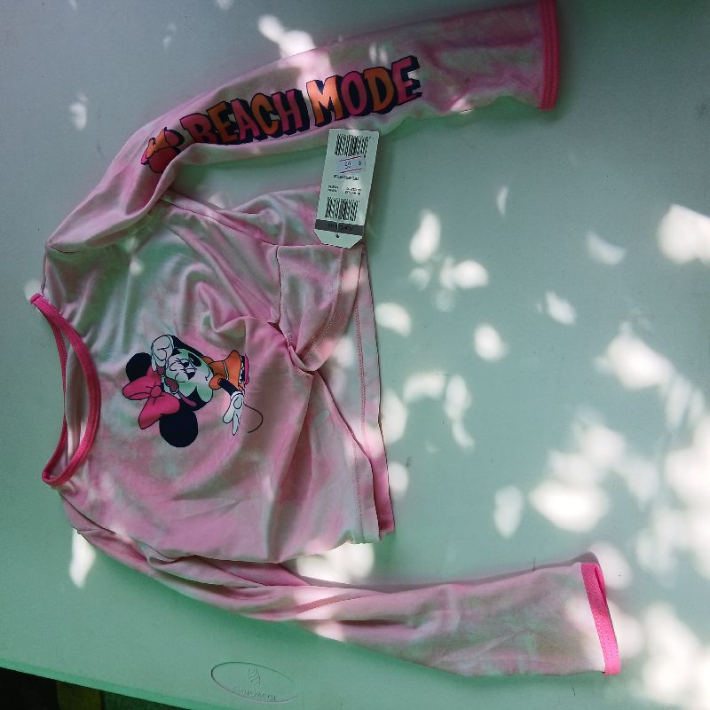 Playera para nadar 🏊‍♀️ FPS50 Disney Minnie