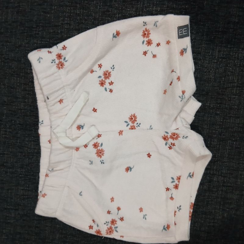 Short 6/9 Meses 🌺🌺🌺