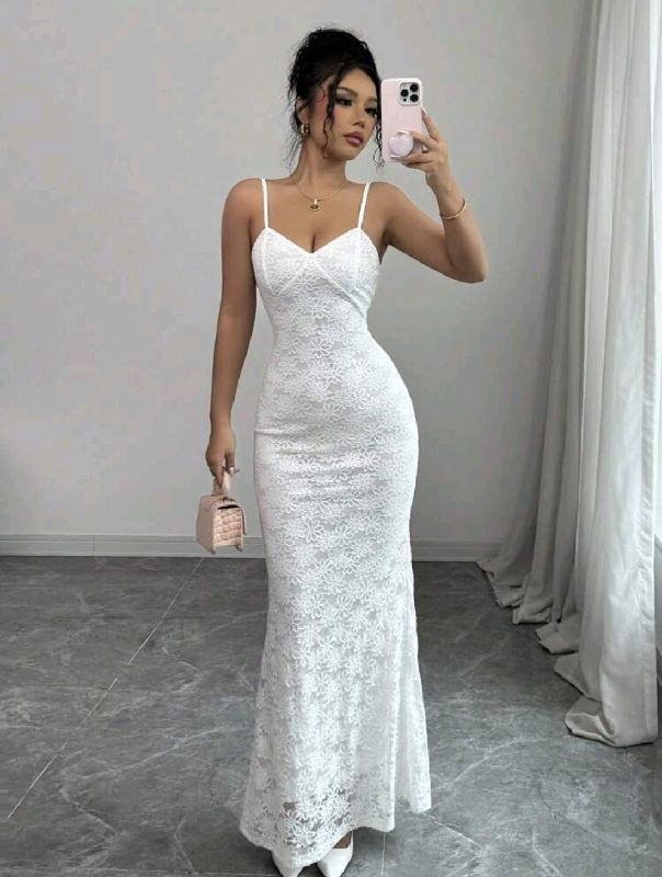 Vestido de encaje blanco