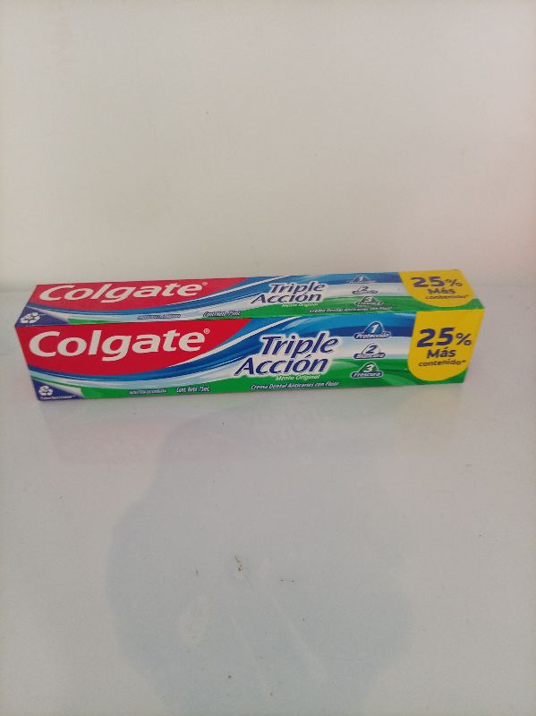 Colgate triple accion 75ml