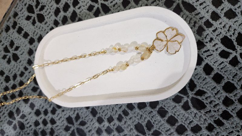 Collar largo Flor Blanca