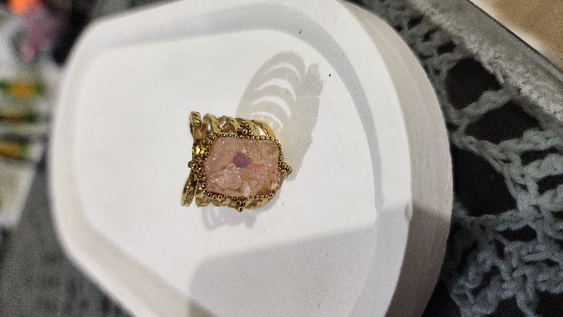 Anillo piedras rosas