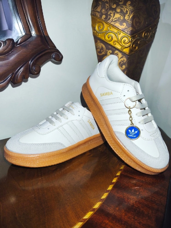 Adidas Samba blancos
