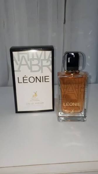 perfume leonie
