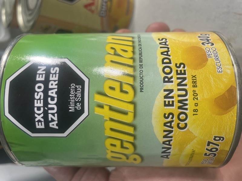ANANAS EN LATA